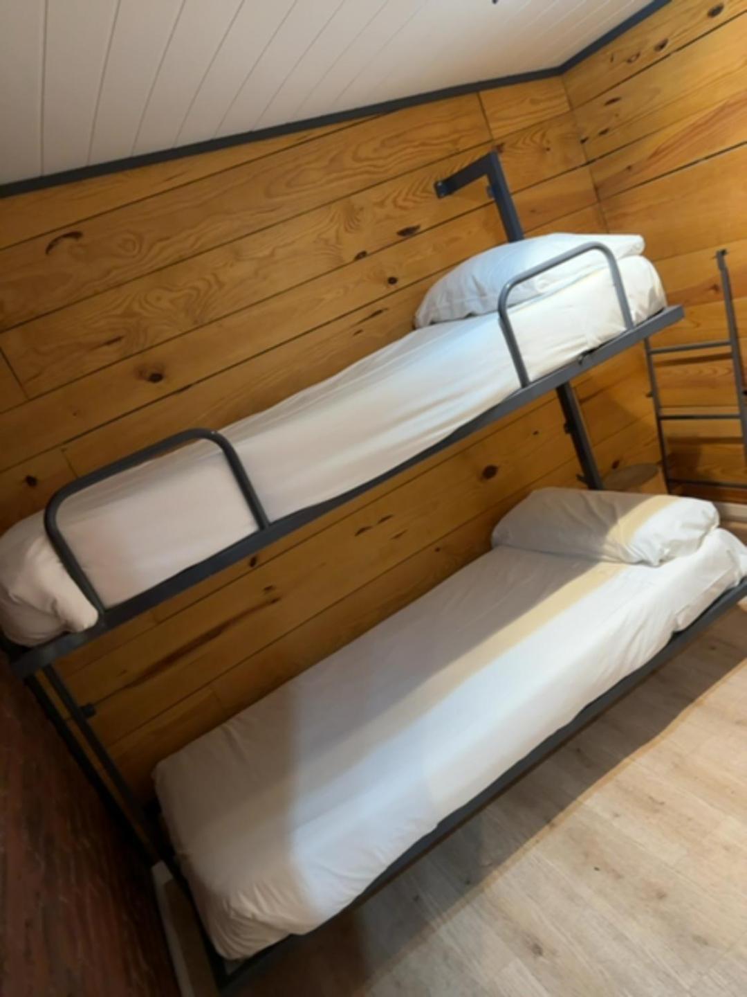 Hostal Erasmus By Gaiarooms Саламанка Экстерьер фото